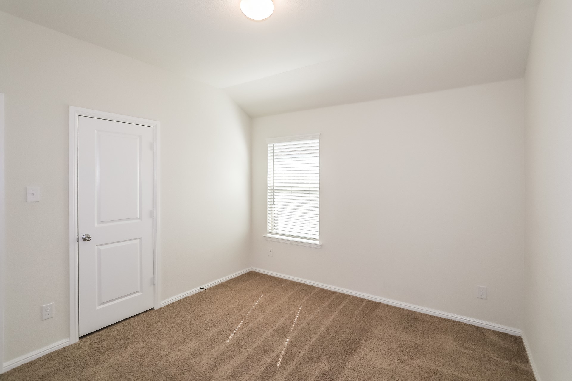 2205 Sadlers Creek Lane Fort Worth TX 76108