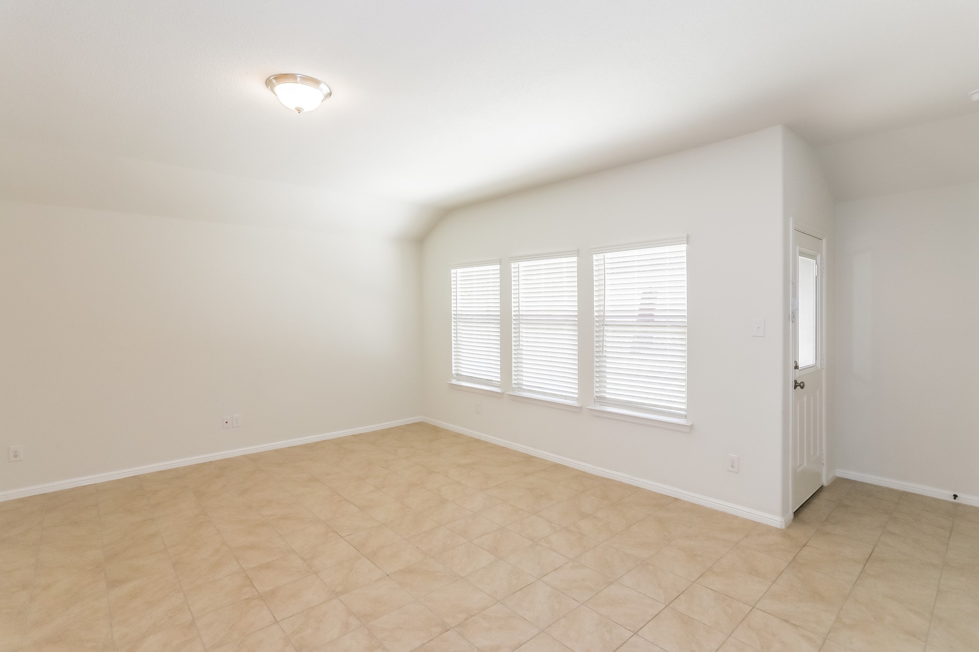 2205 Sadlers Creek Lane Fort Worth TX 76108