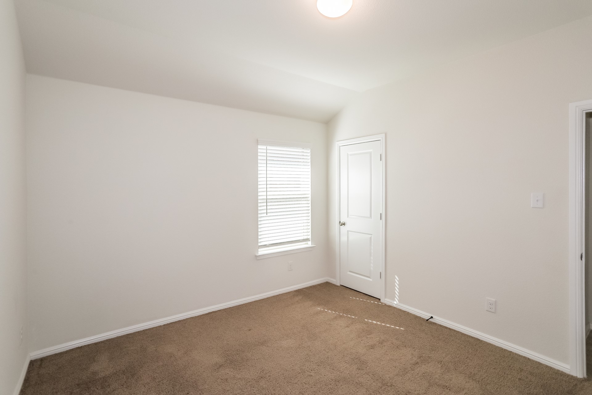 2205 Sadlers Creek Lane Fort Worth TX 76108