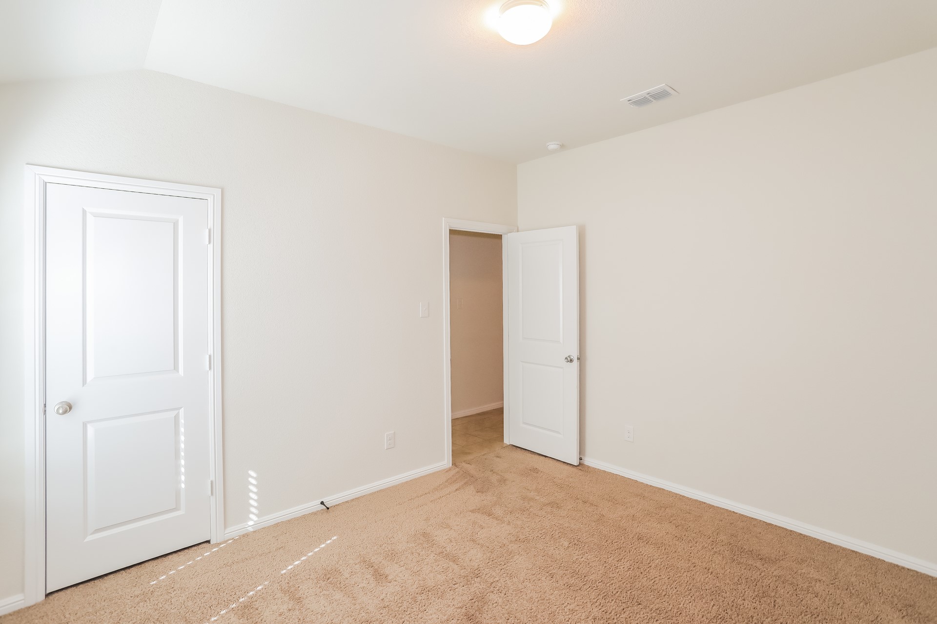 2205 Sadlers Creek Lane Fort Worth TX 76108