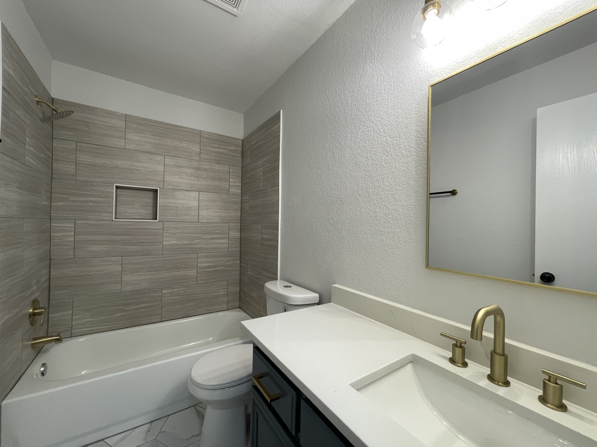 5600 Northstar Lane Arlington TX 76017