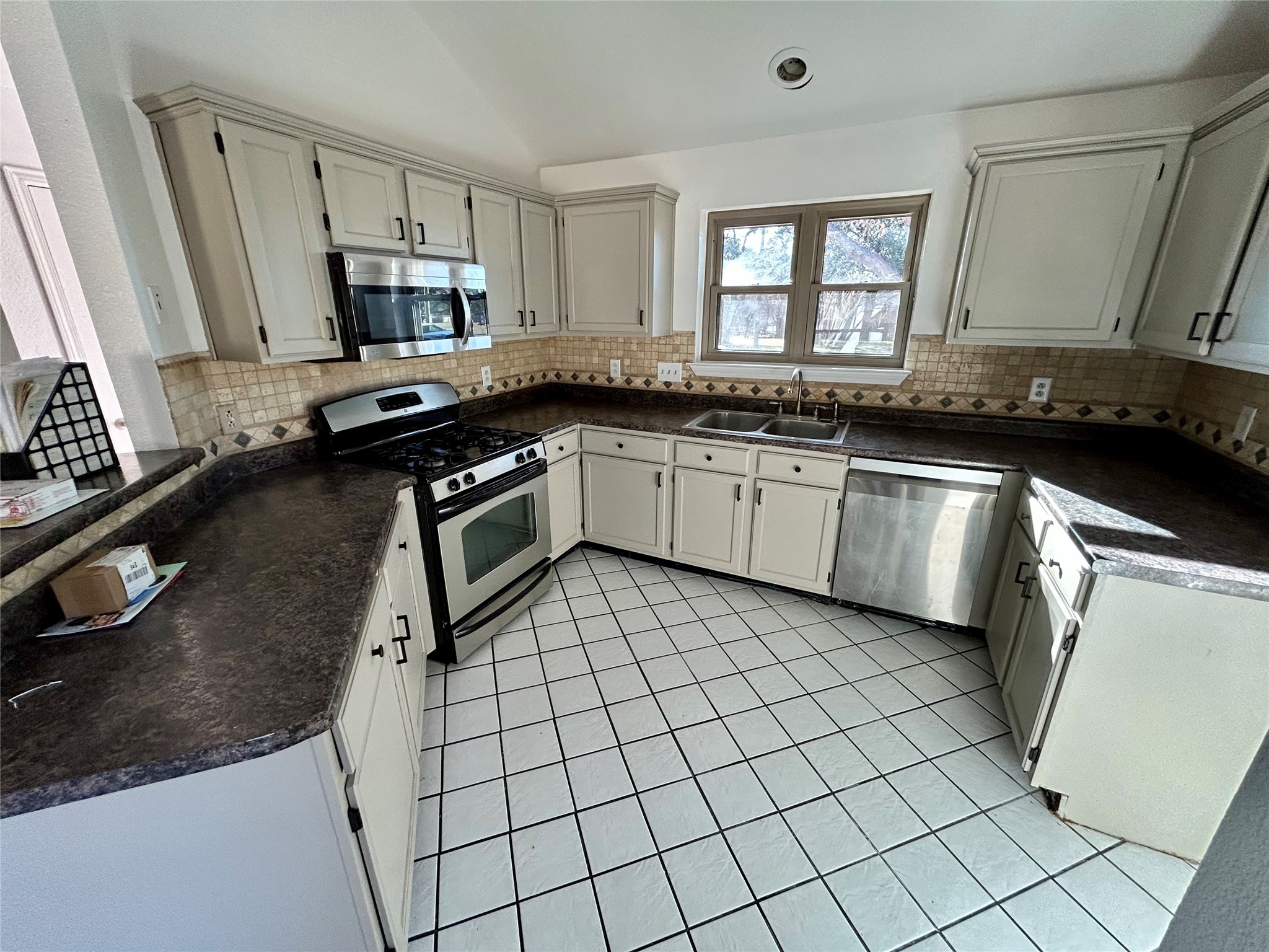 2218 Fuqua Road Rowlett TX 75088