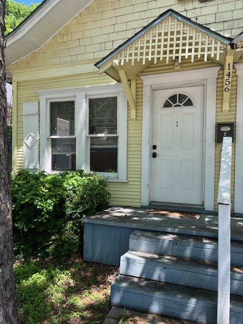 1456 W Allen Avenue Fort Worth TX 76110