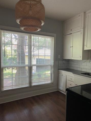 1456 W Allen Avenue Fort Worth TX 76110