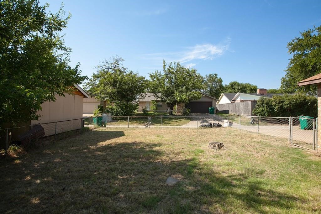 1320 Cherry Hill Lane Lewisville TX 75067