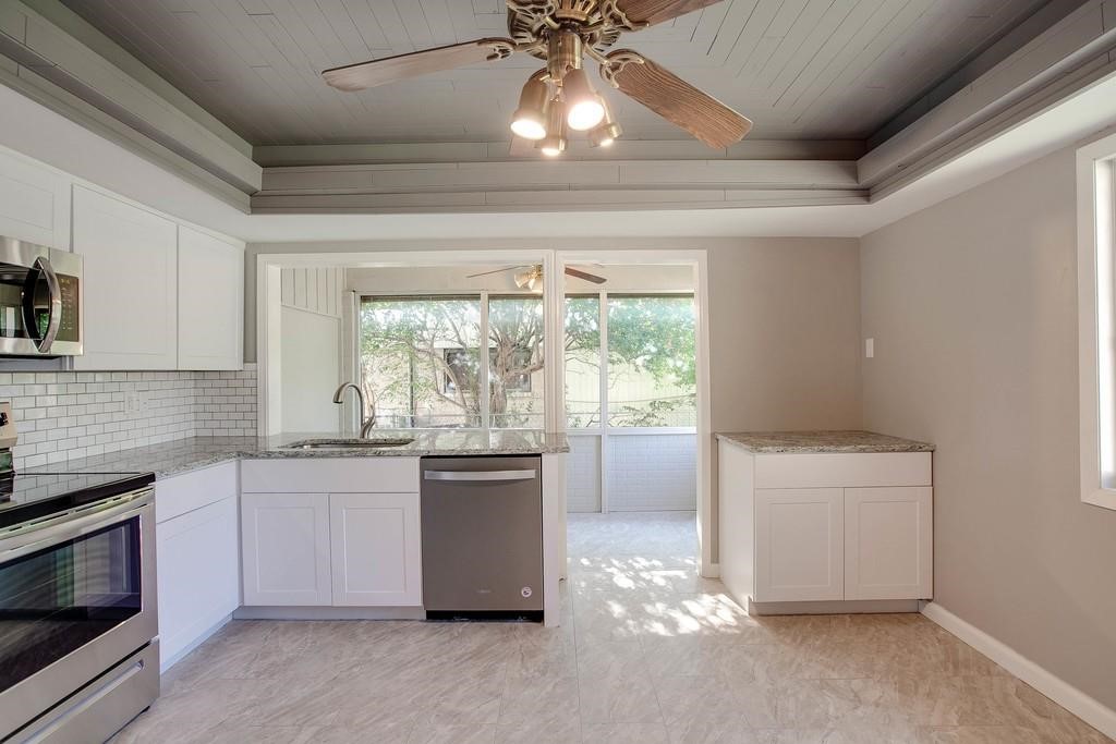 1320 Cherry Hill Lane Lewisville TX 75067