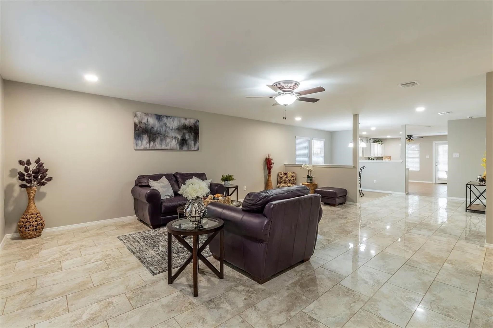 2912 Santa Sabina Grand Prairie TX 75052