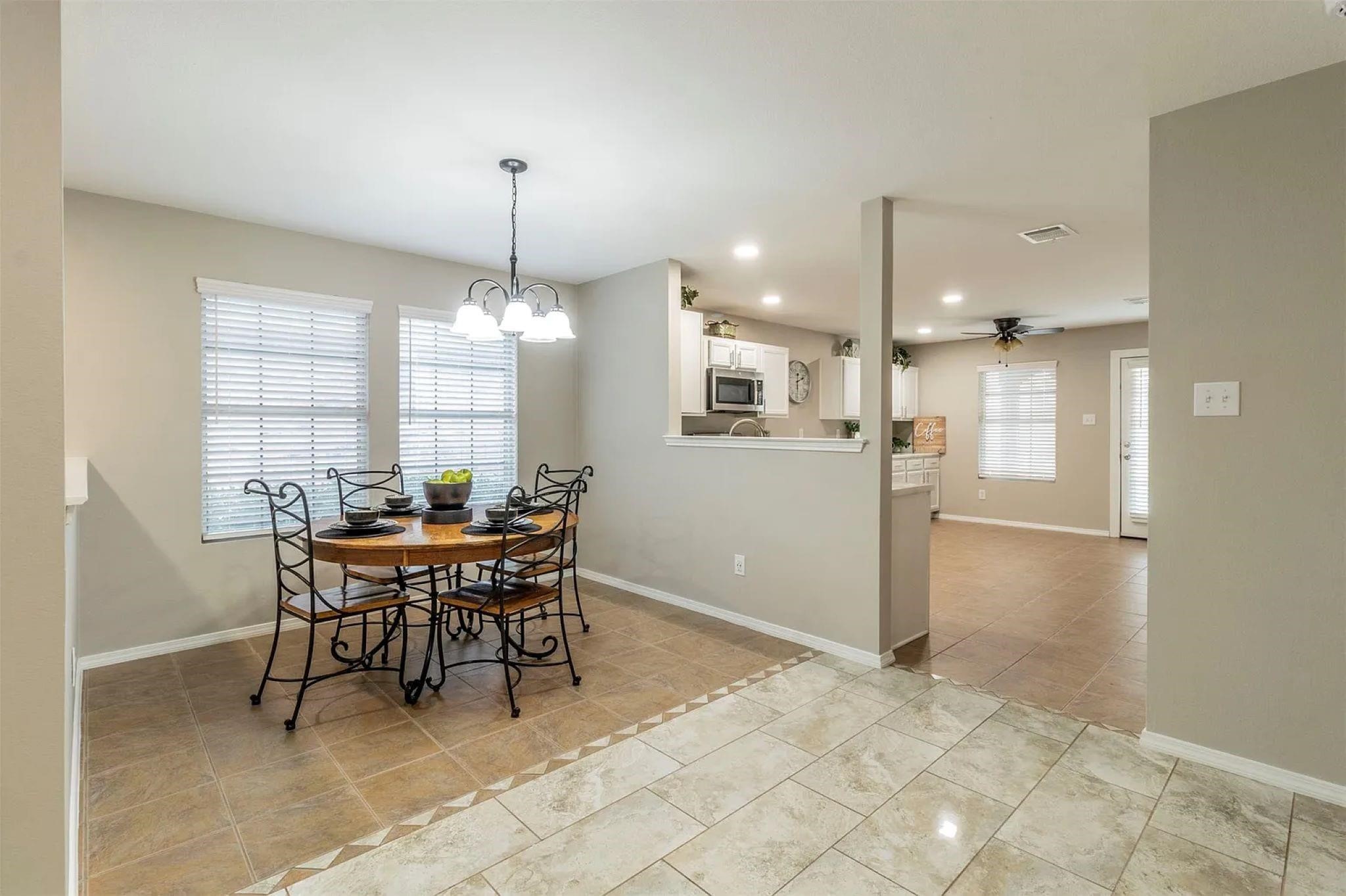 2912 Santa Sabina Grand Prairie TX 75052