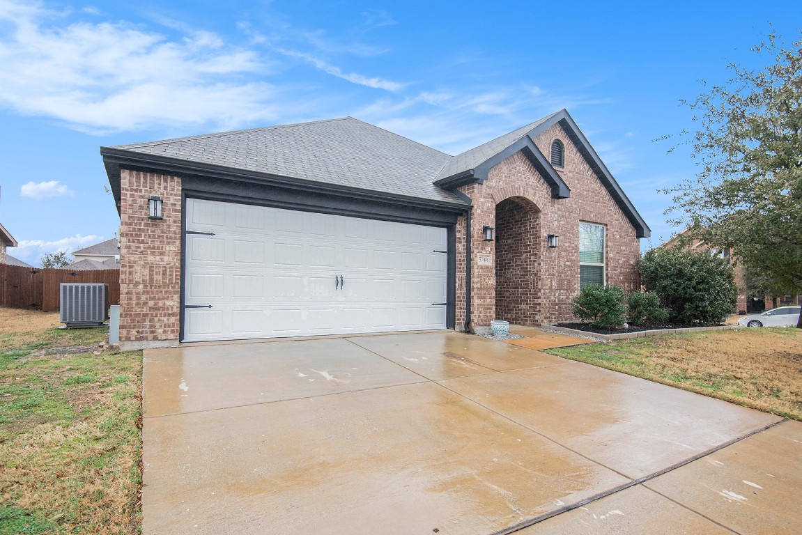 5749 Diamond Valley Drive Fort Worth TX 76179