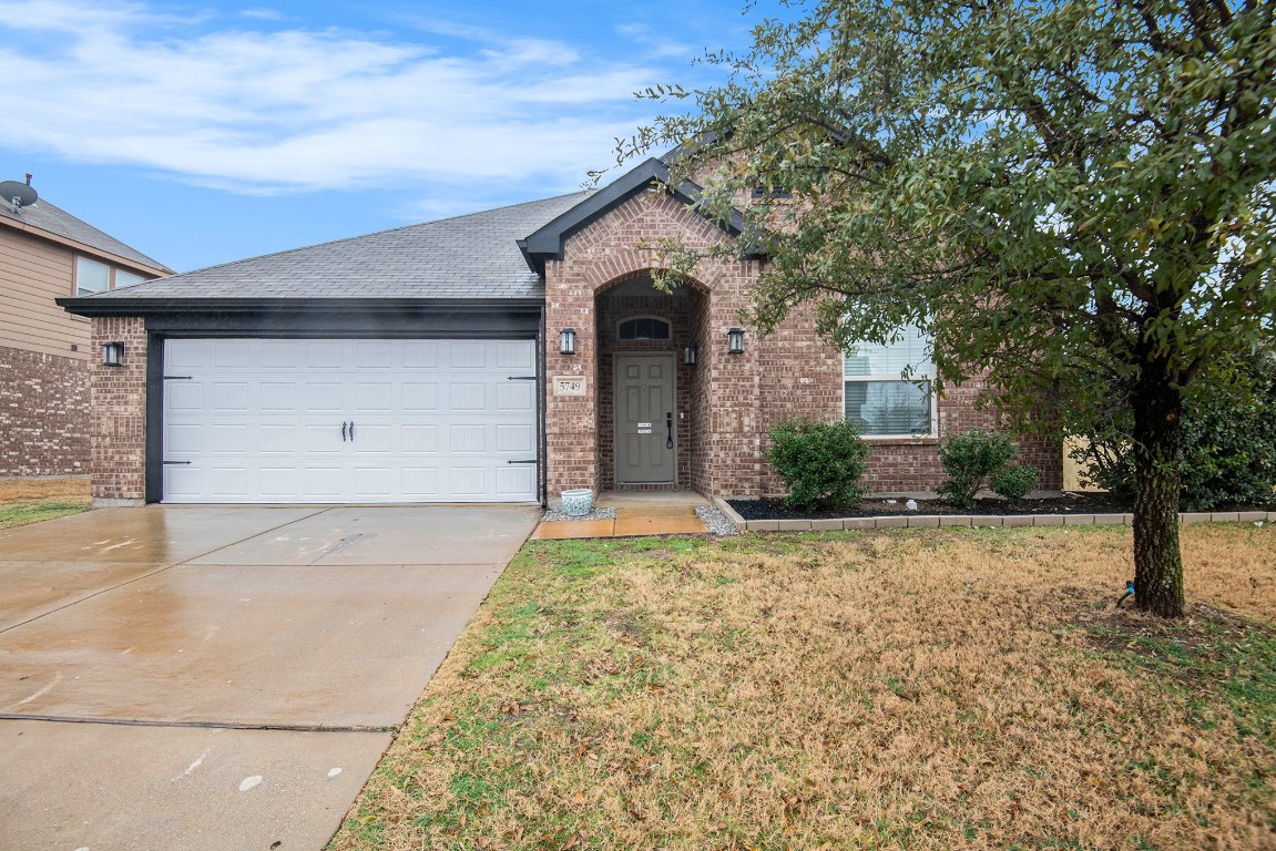 5749 Diamond Valley Drive Fort Worth TX 76179
