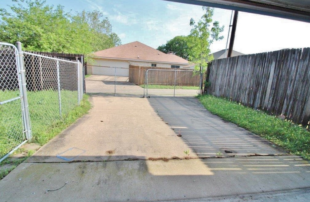1019 Cedar Run Drive Duncanville TX 75137