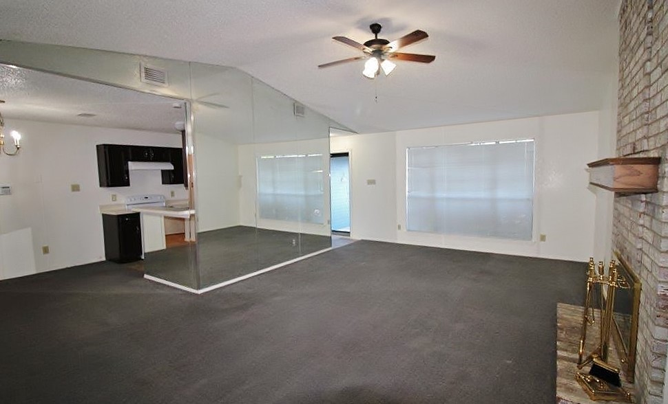 1019 Cedar Run Drive Duncanville TX 75137