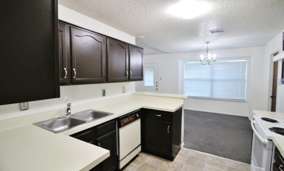 1019 Cedar Run Drive Duncanville TX 75137