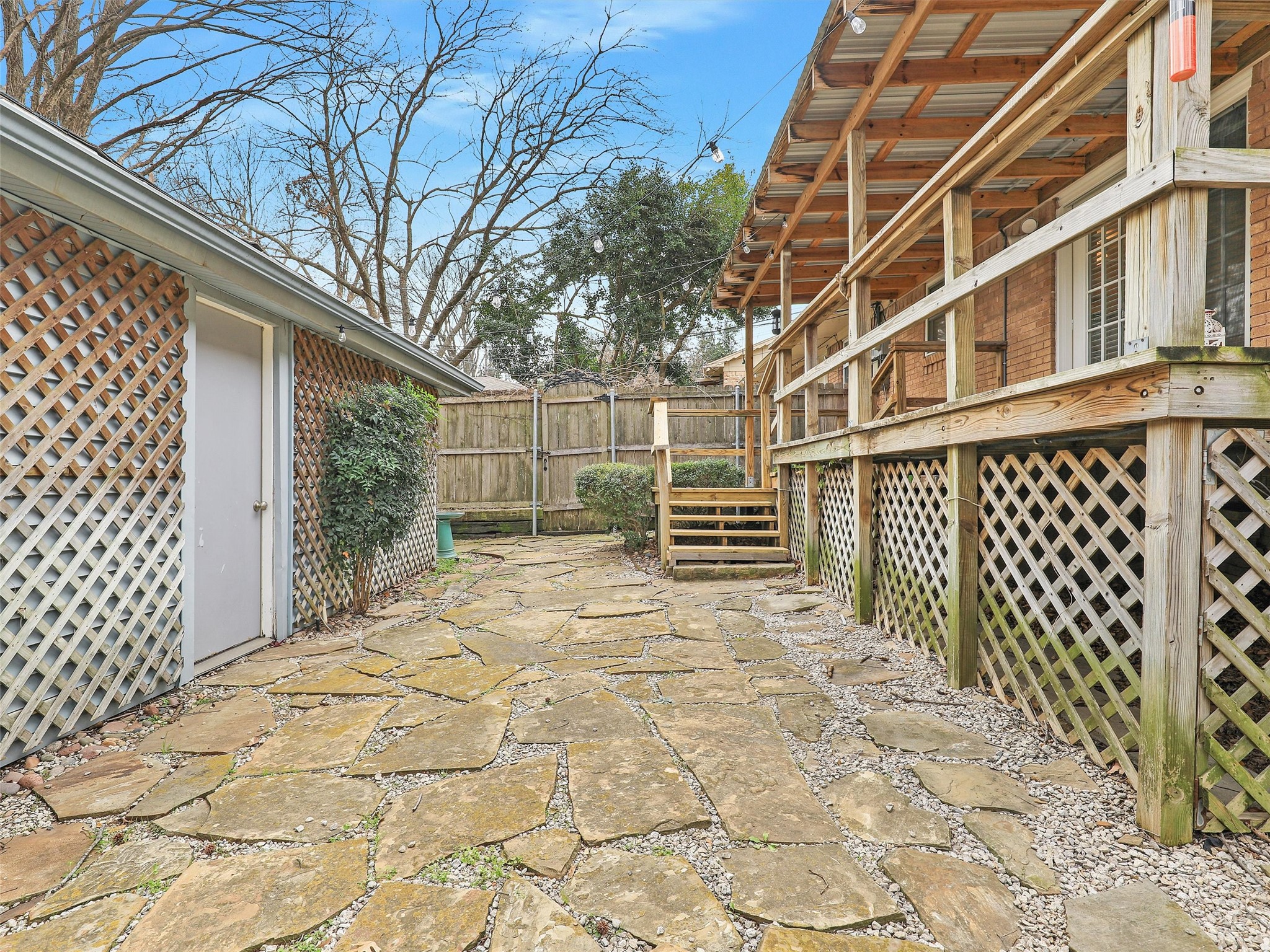 7022 Kingsbury Drive Dallas TX 75231