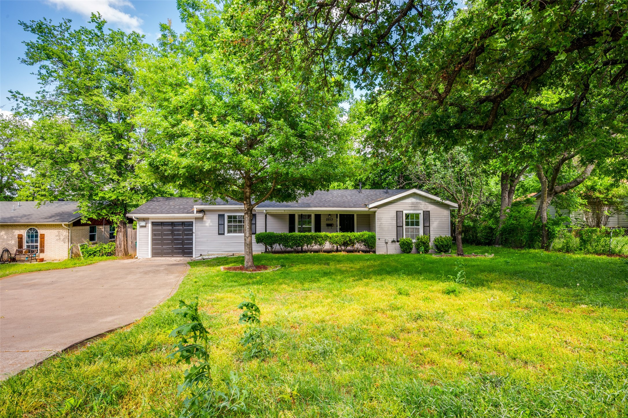2513 Janice Lane Fort Worth TX 76112
