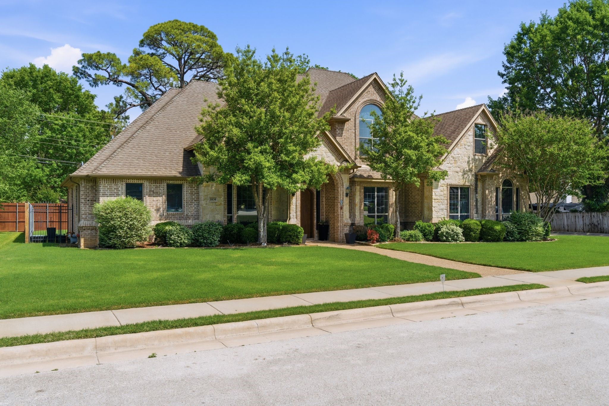 1830 Johnson Court Grapevine TX 76051