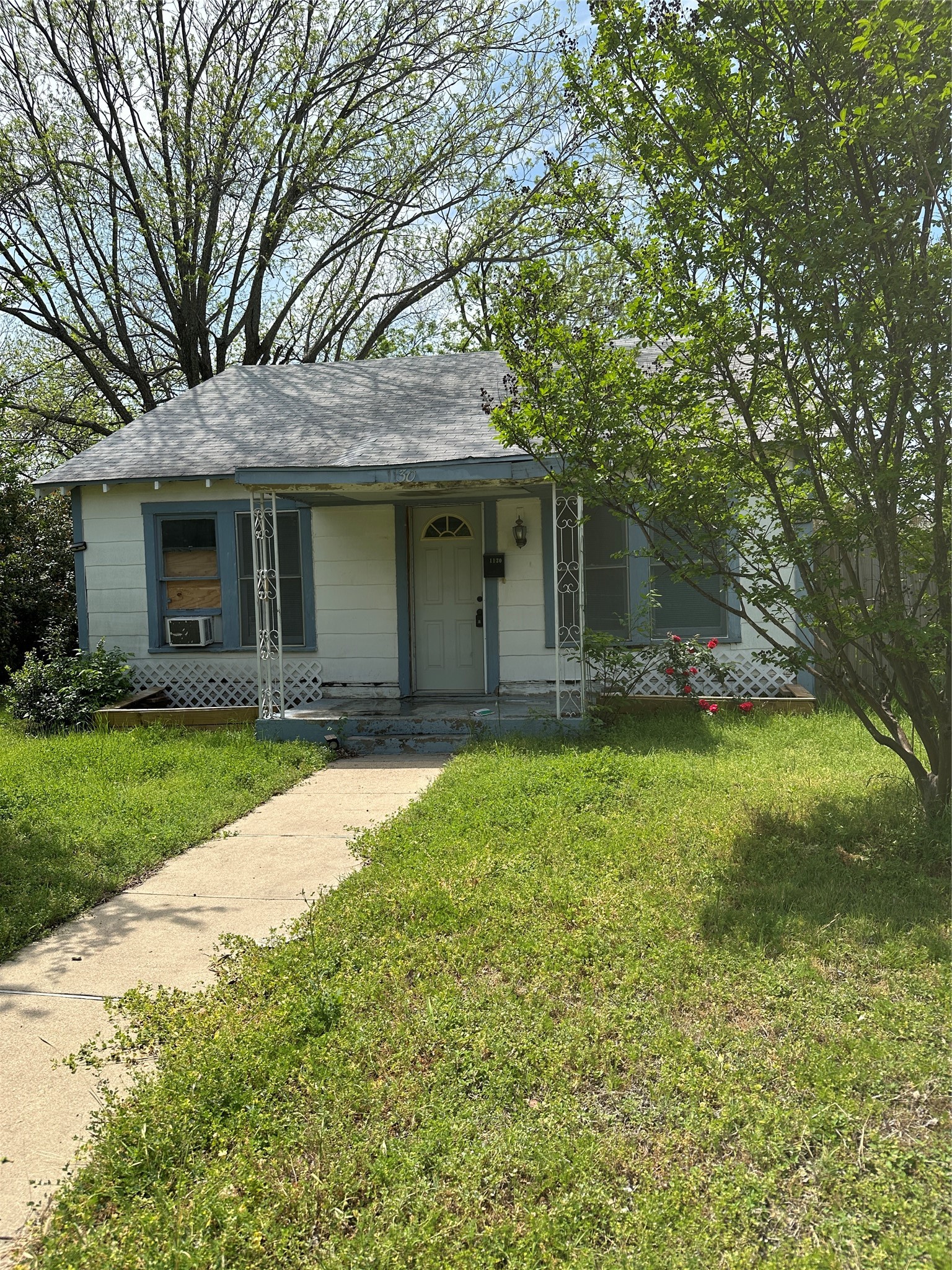 1130 Lewis Bellmead TX 76705