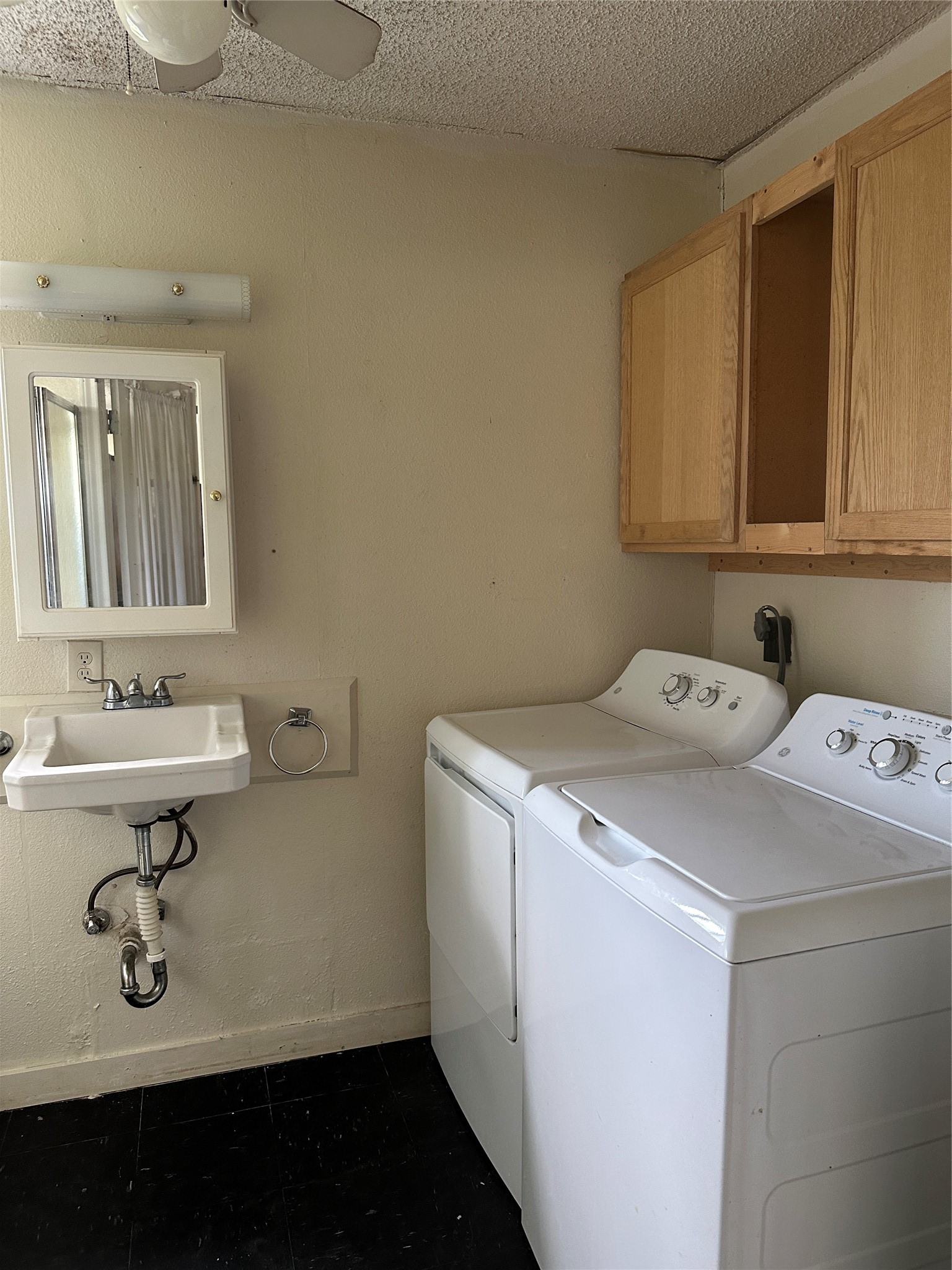 1130 Lewis Bellmead TX 76705