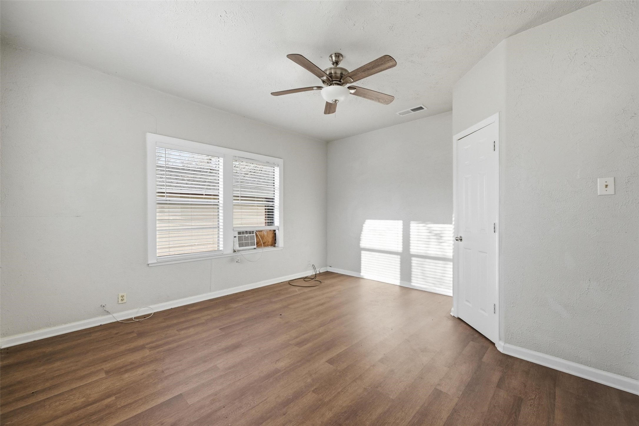 1101 N Harrison Avenue Sherman TX 75090