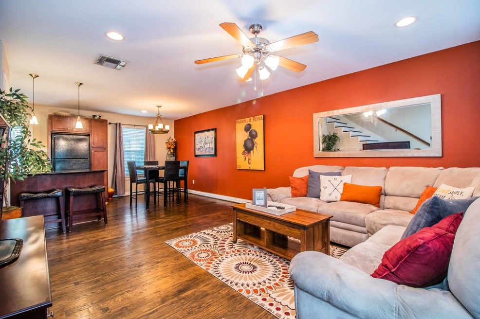 2824 Minert Street Dallas TX 75219
