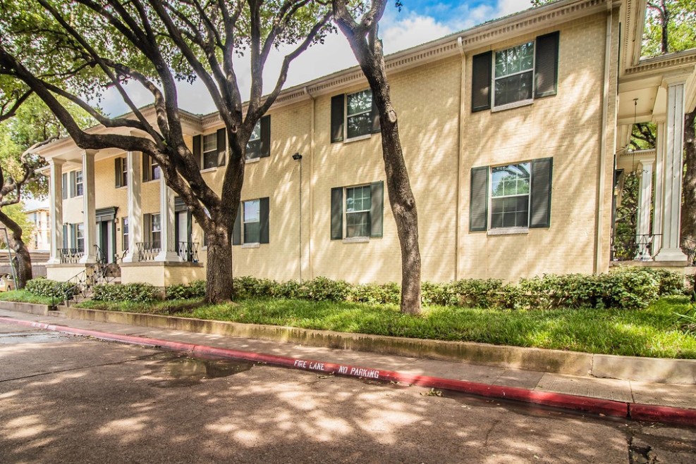 2824 Minert Street Dallas TX 75219