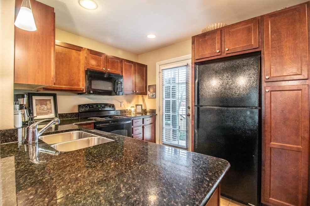2824 Minert Street Dallas TX 75219