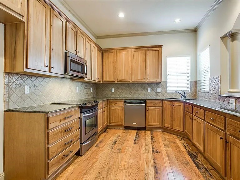 3012 Carmel Street Dallas TX 75204