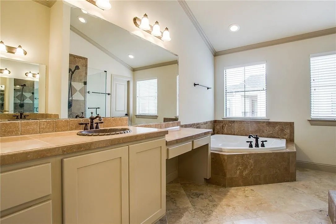 3012 Carmel Street Dallas TX 75204