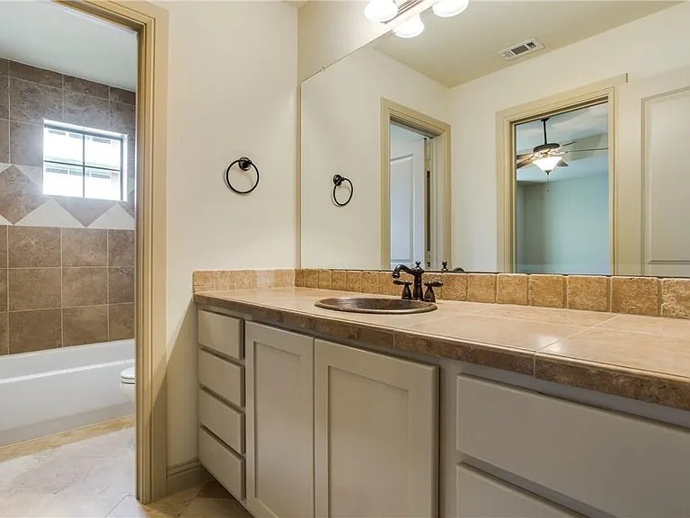 3012 Carmel Street Dallas TX 75204