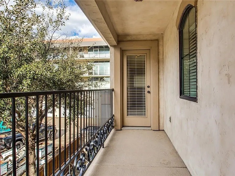 3012 Carmel Street Dallas TX 75204