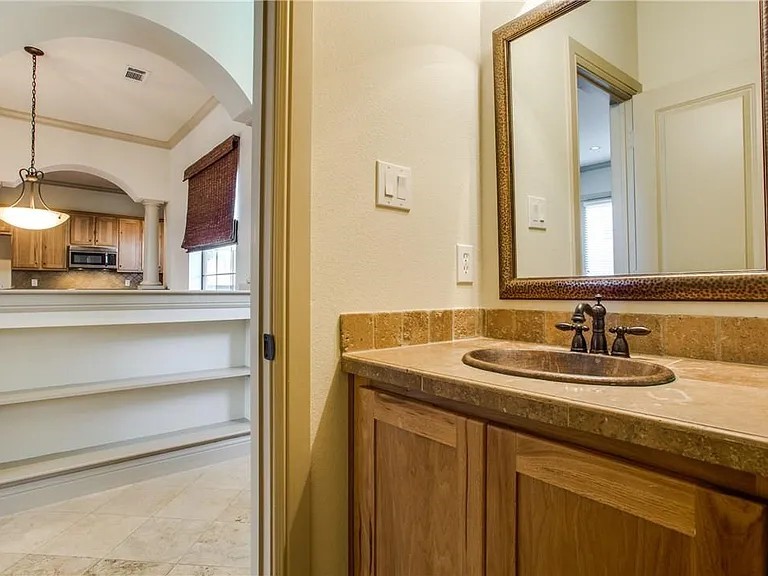 3012 Carmel Street Dallas TX 75204