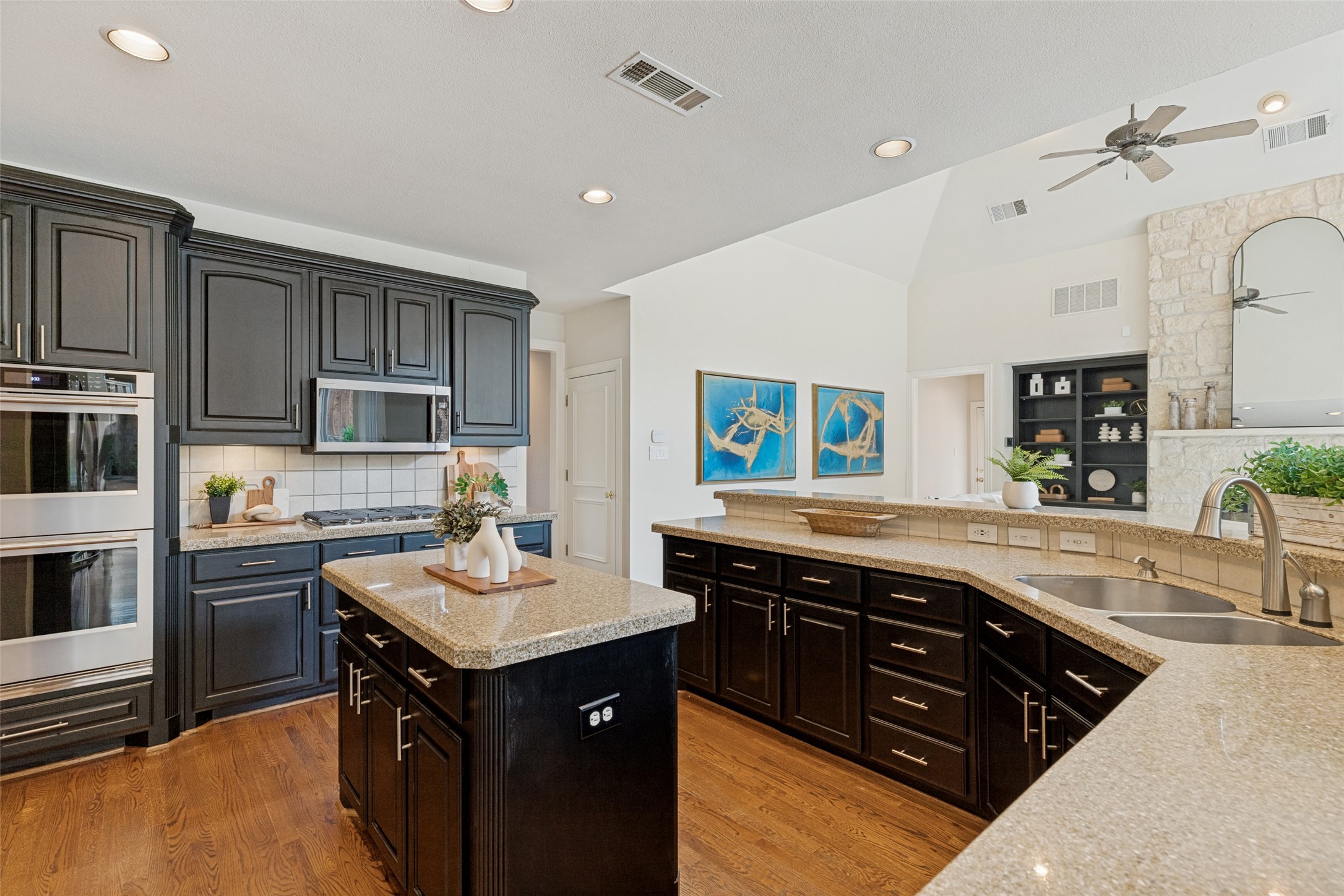 804 Waterbury Court Mckinney TX 75072