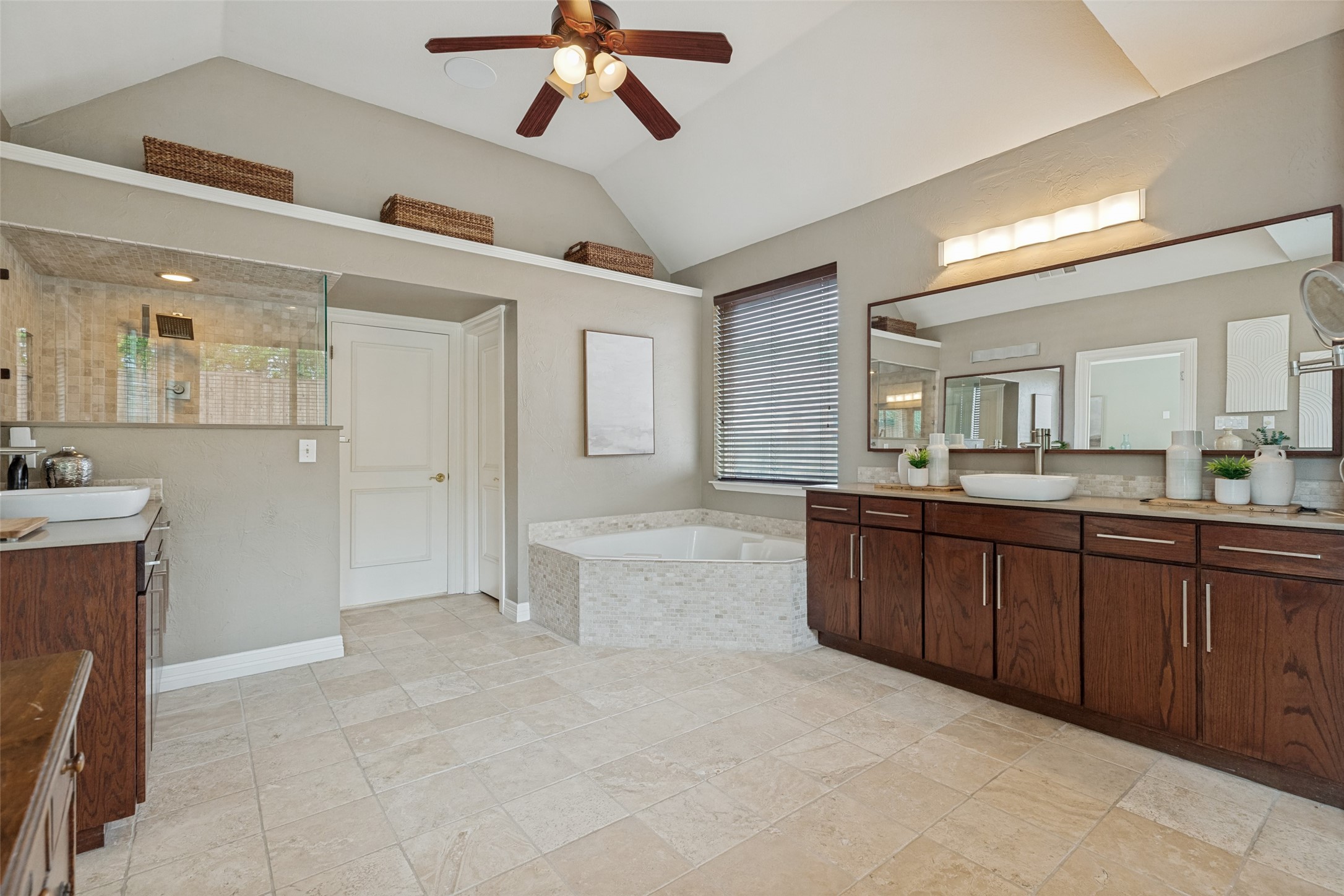 804 Waterbury Court Mckinney TX 75072
