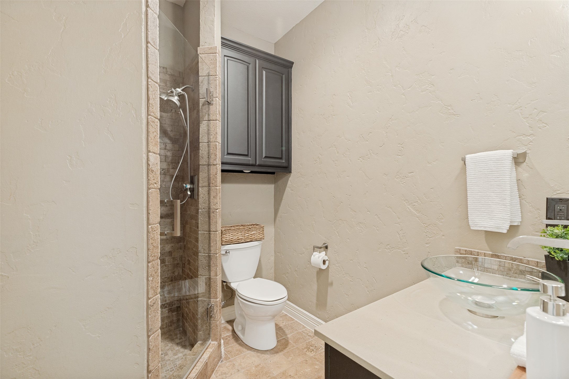 804 Waterbury Court Mckinney TX 75072