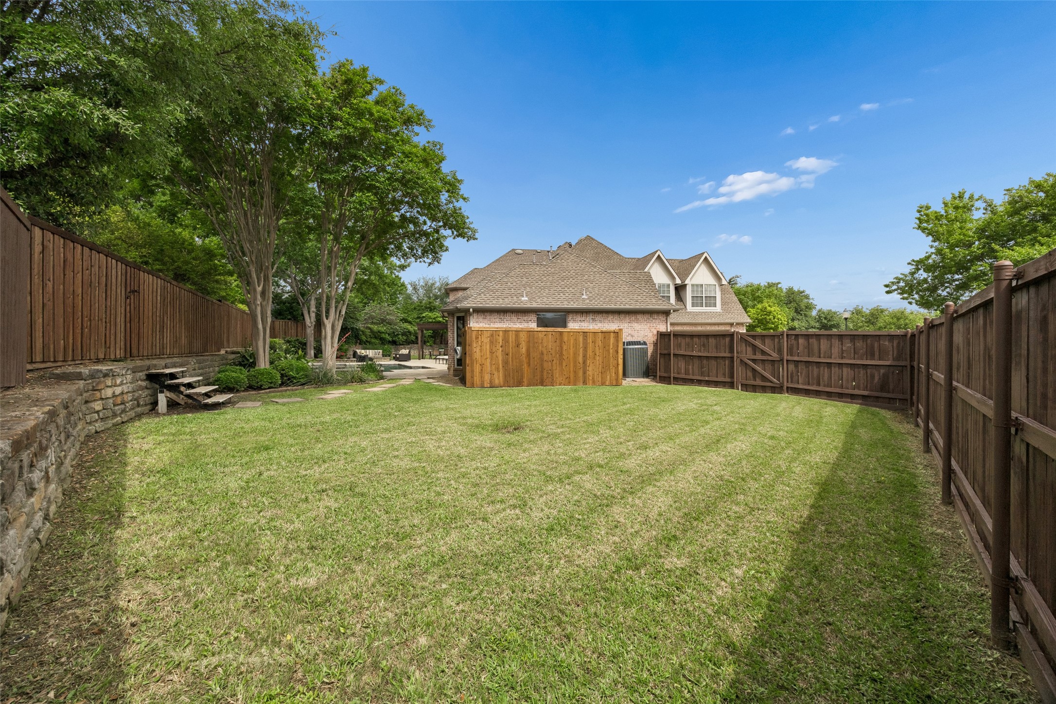 804 Waterbury Court Mckinney TX 75072