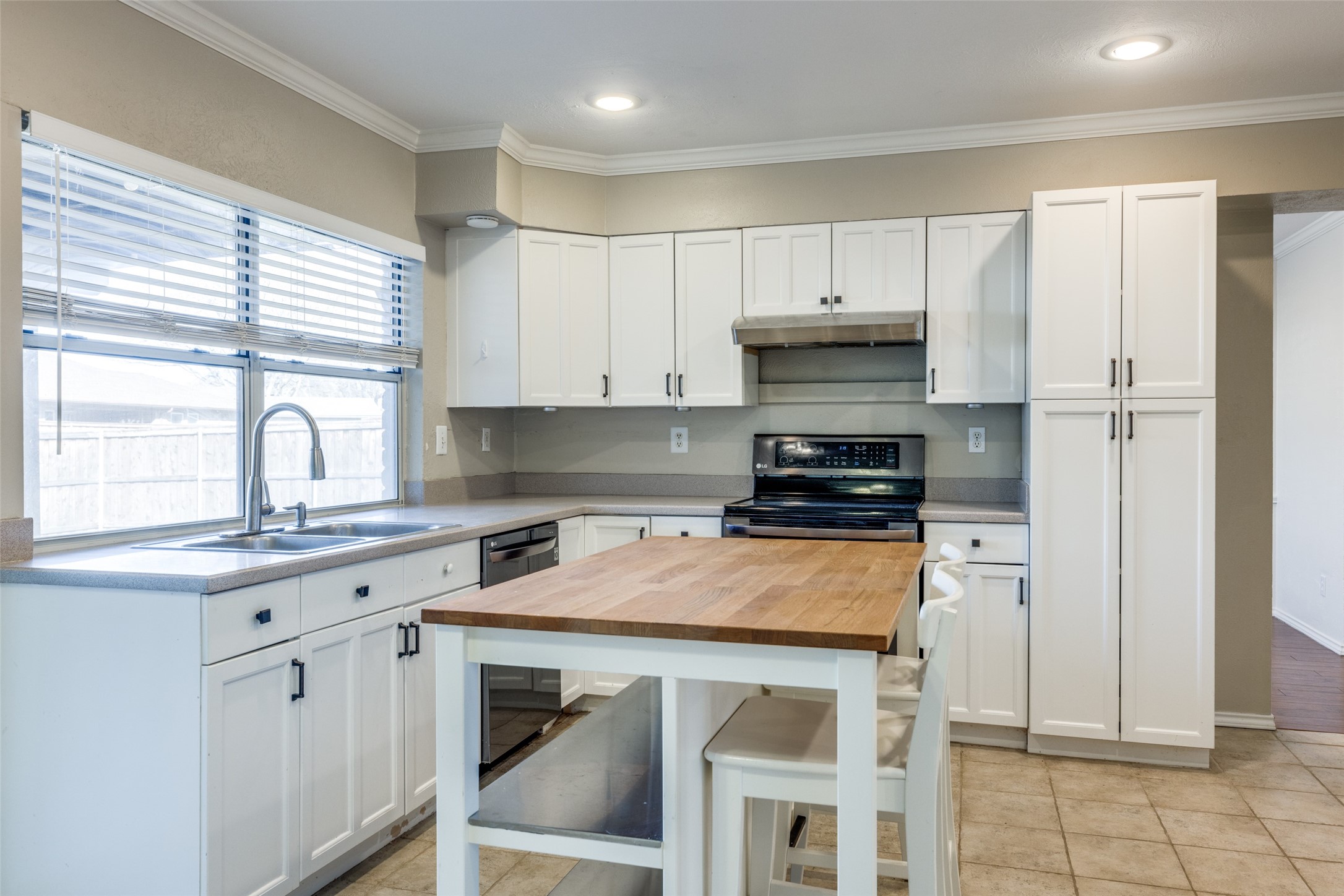 1507 Auburn Drive Richardson TX 75081