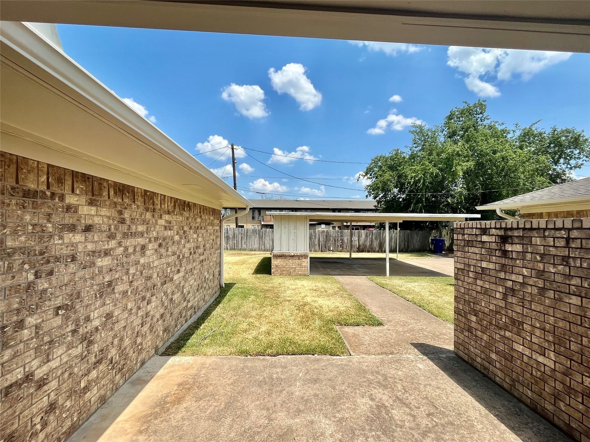 1917 Yarborough Drive Sherman TX 75092