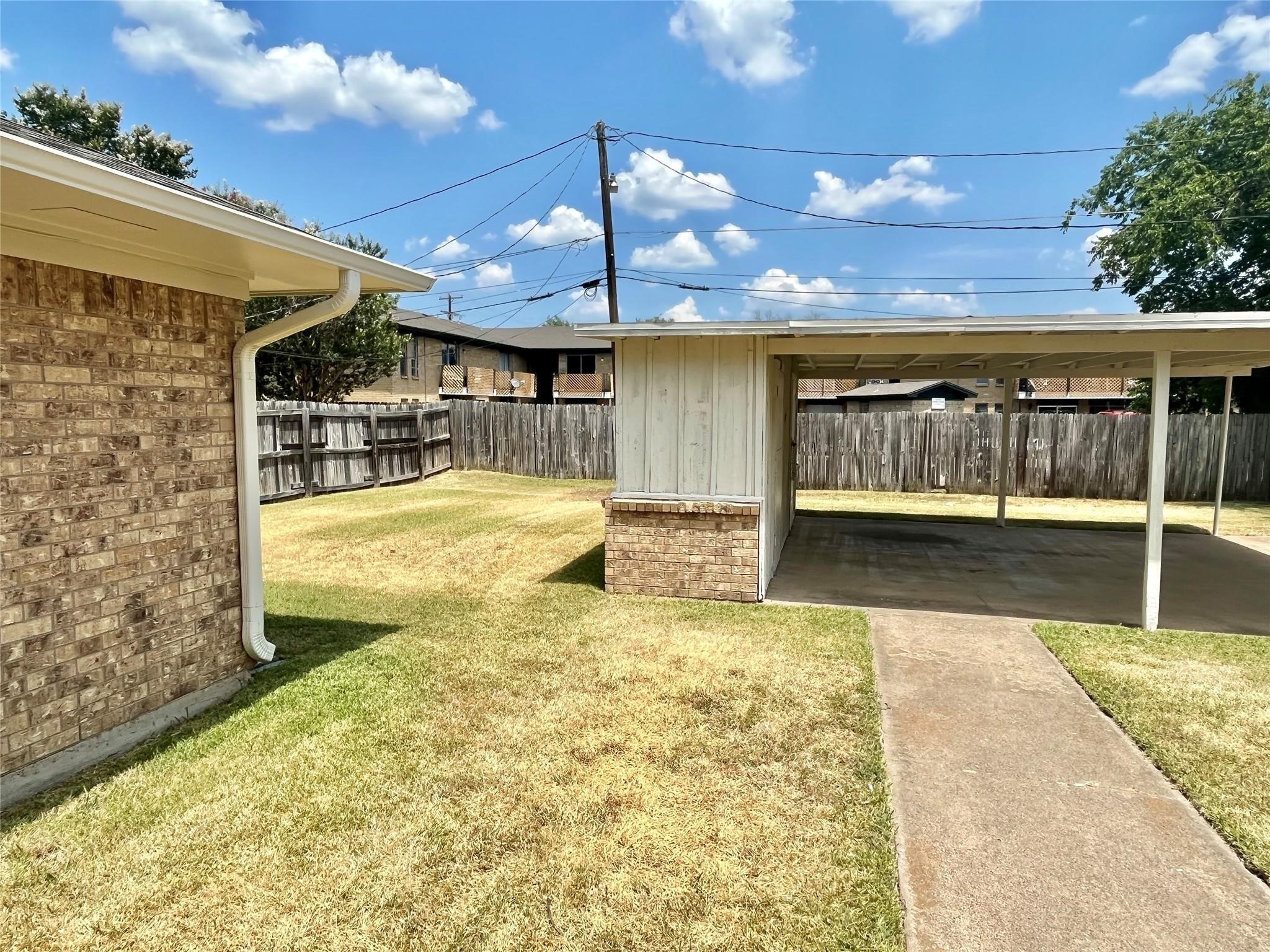1917 Yarborough Drive Sherman TX 75092