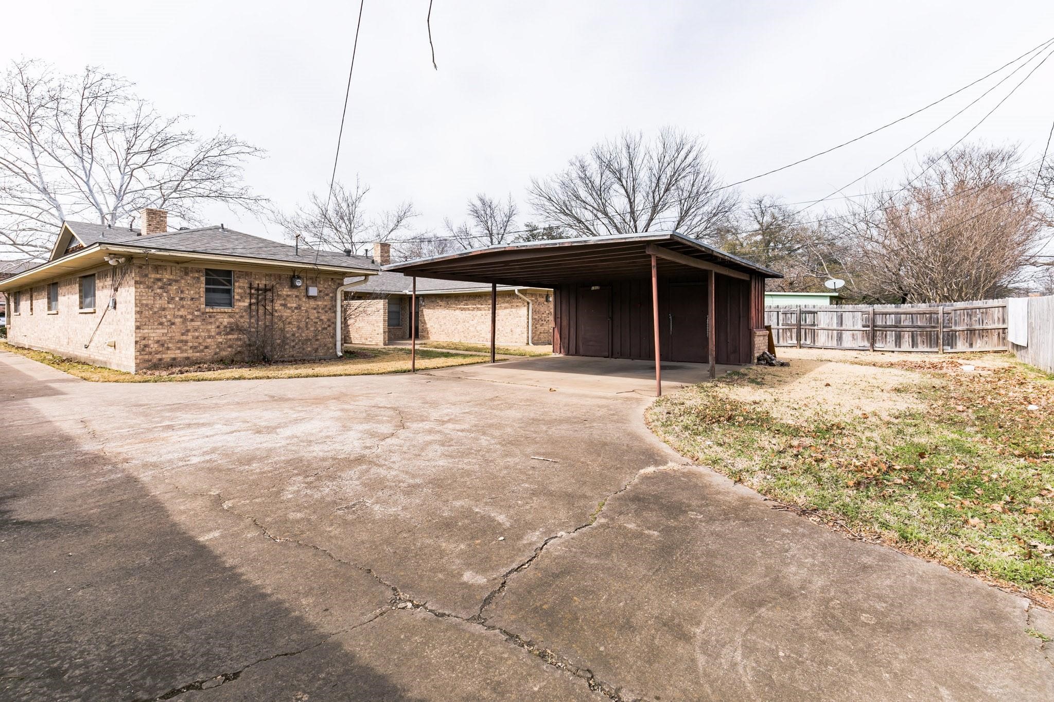 1917 Yarborough Drive Sherman TX 75092