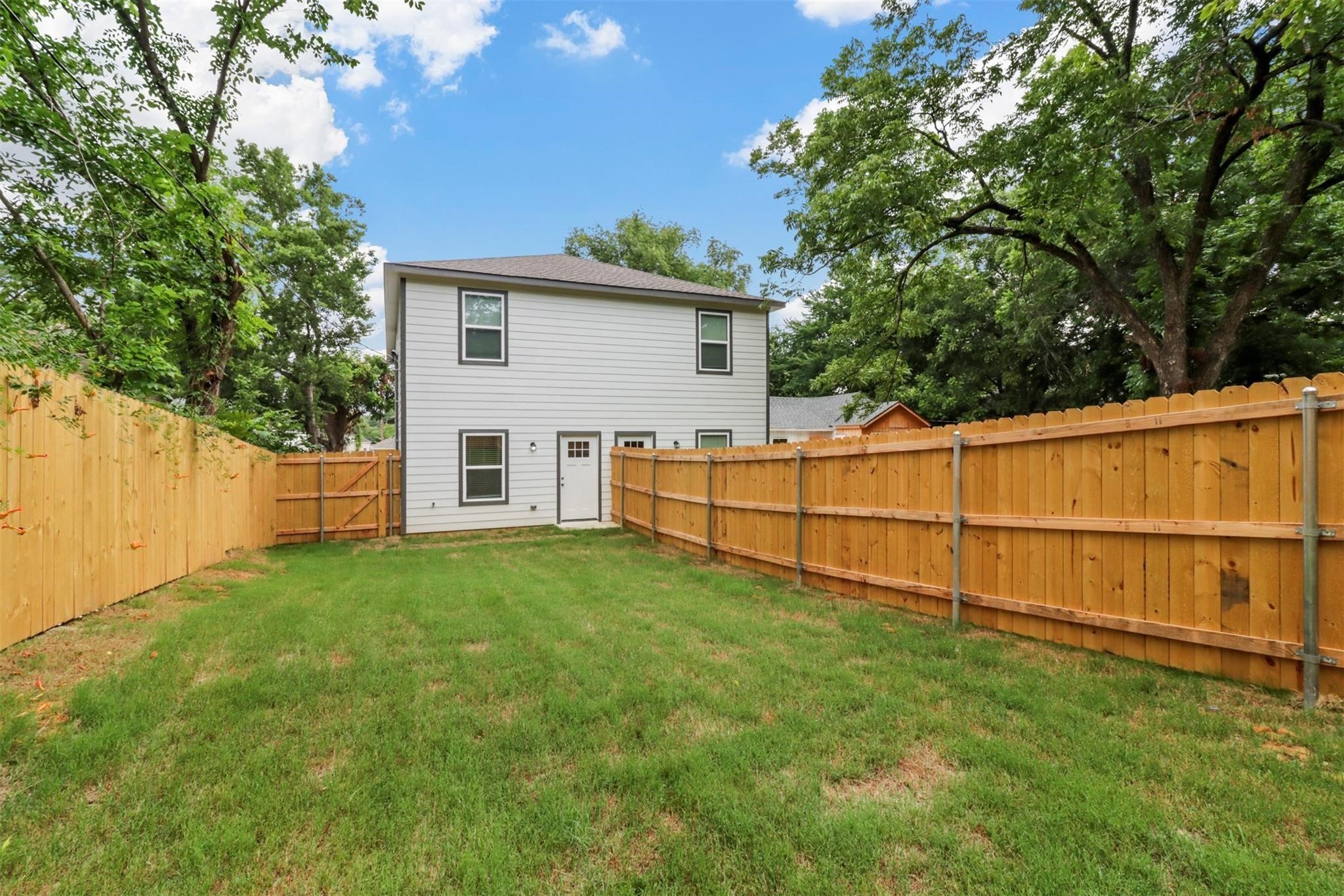 312 E Shepherd Street Denison TX 75020