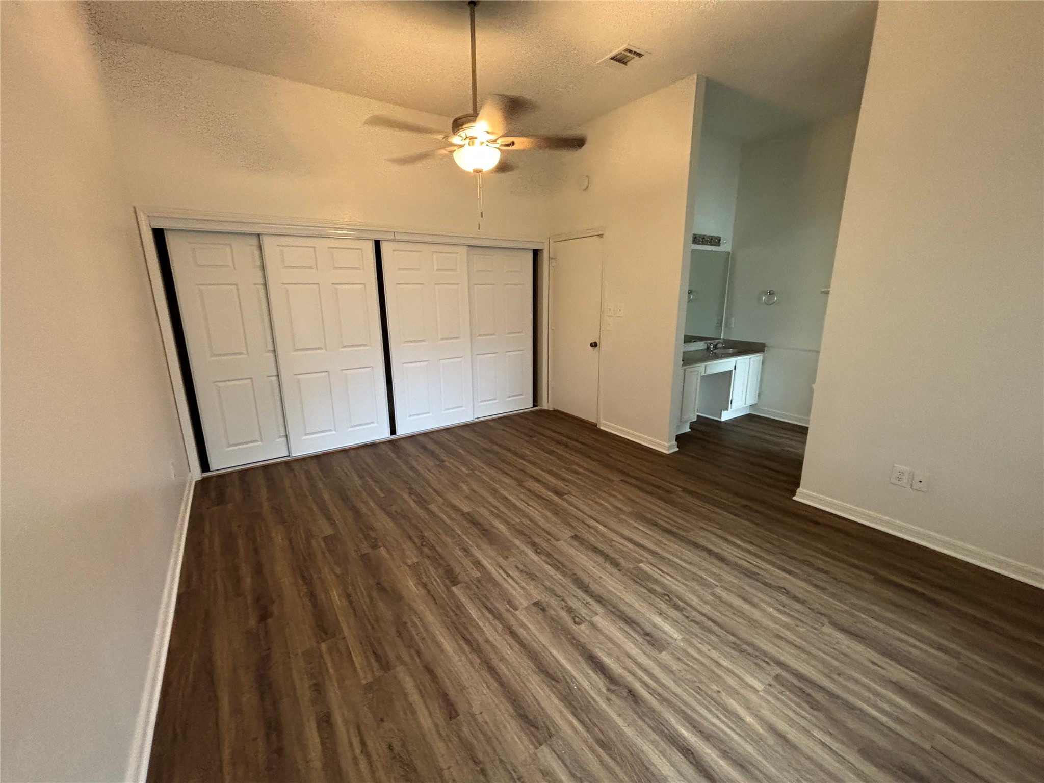 2514 Livingston Lane Grand Prairie TX 75052