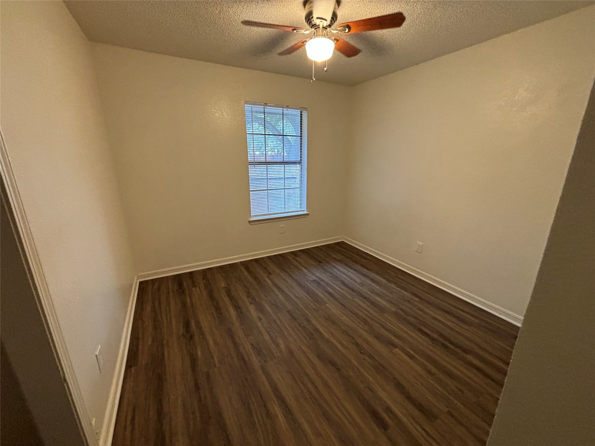 2514 Livingston Lane Grand Prairie TX 75052