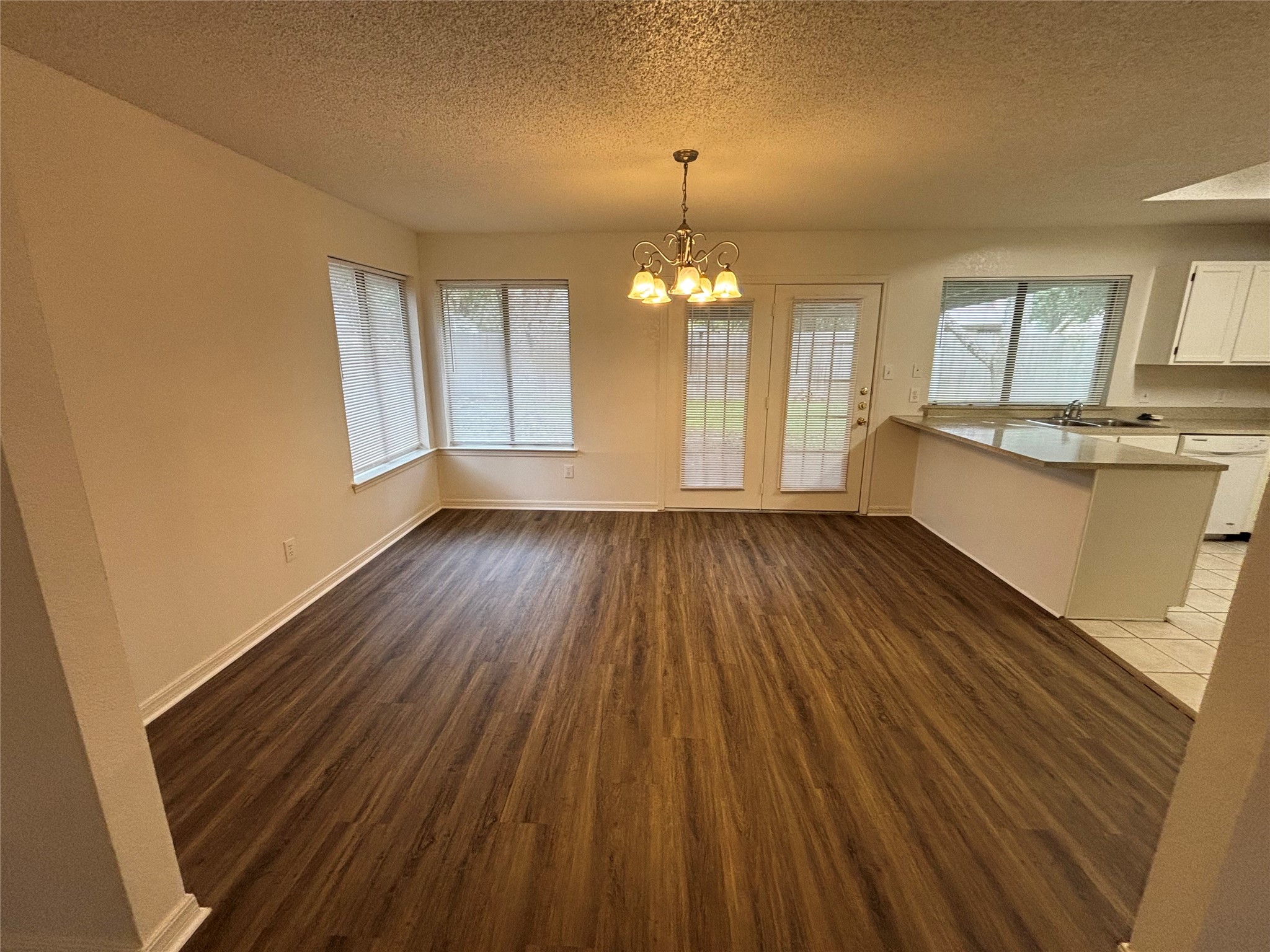 2514 Livingston Lane Grand Prairie TX 75052