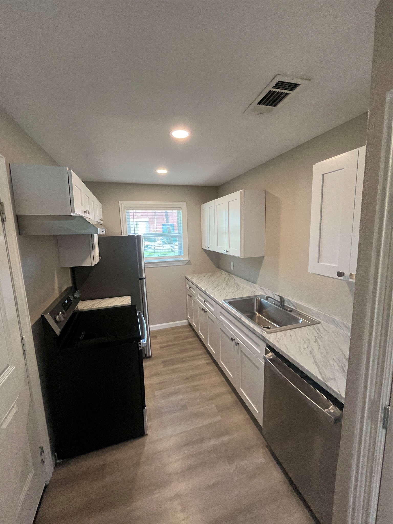 936 Pindar Avenue Dallas TX 75217