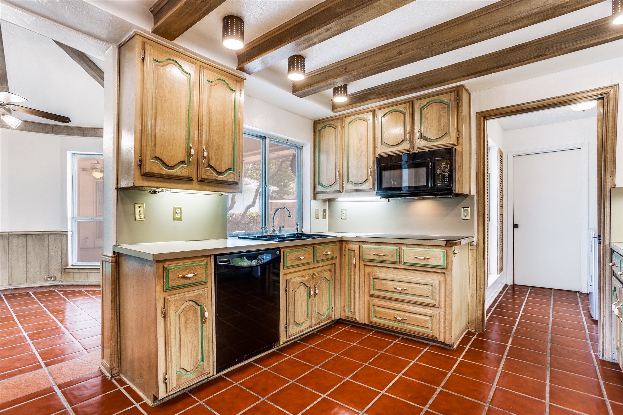 1137 Mill Springs Richardson TX 75080