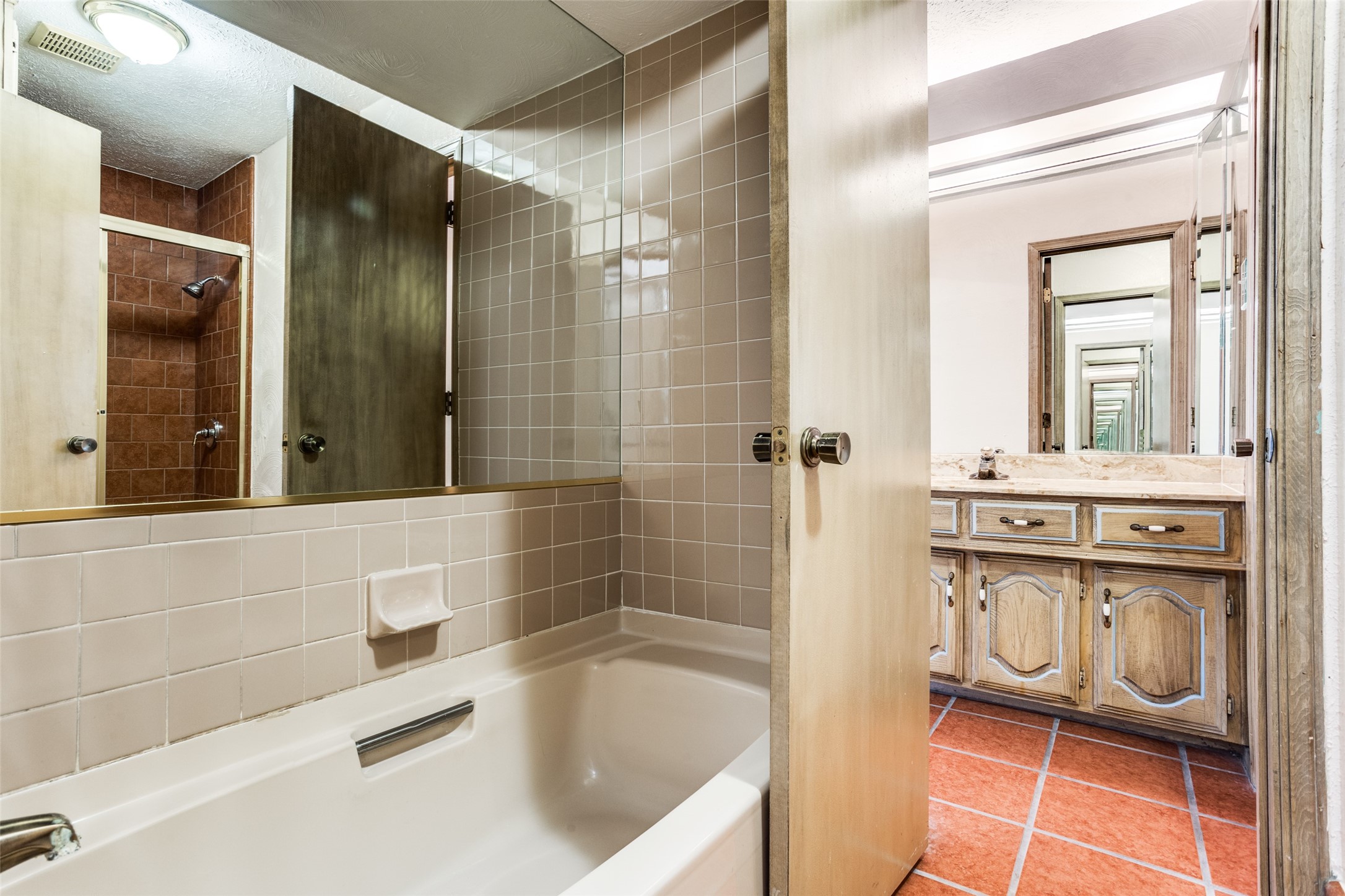 1137 Mill Springs Richardson TX 75080