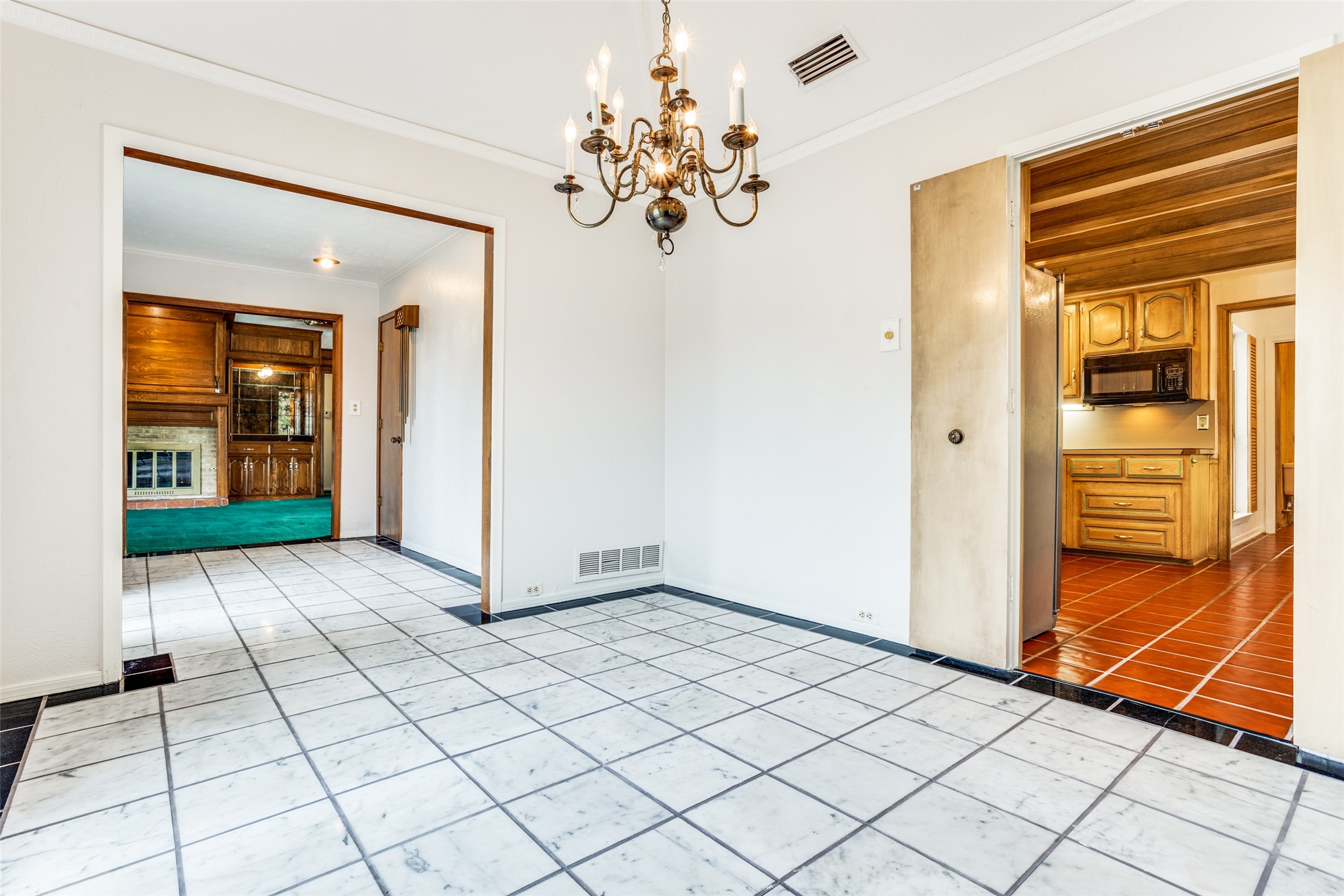 1137 Mill Springs Richardson TX 75080