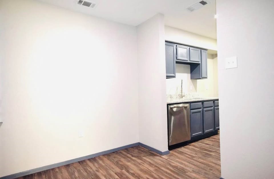 9696 Walnut Street Dallas TX 75243