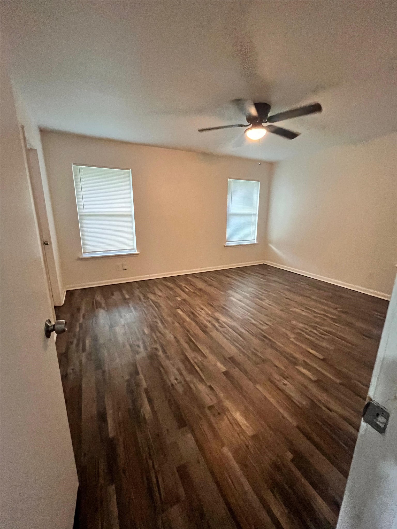 1209 Grinnell Street Dallas TX 75216