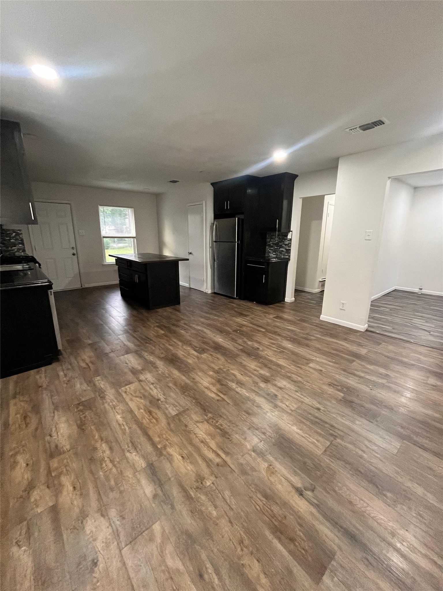 1209 Grinnell Street Dallas TX 75216